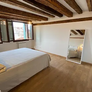  Apartamento Rooftop 3999 Italia